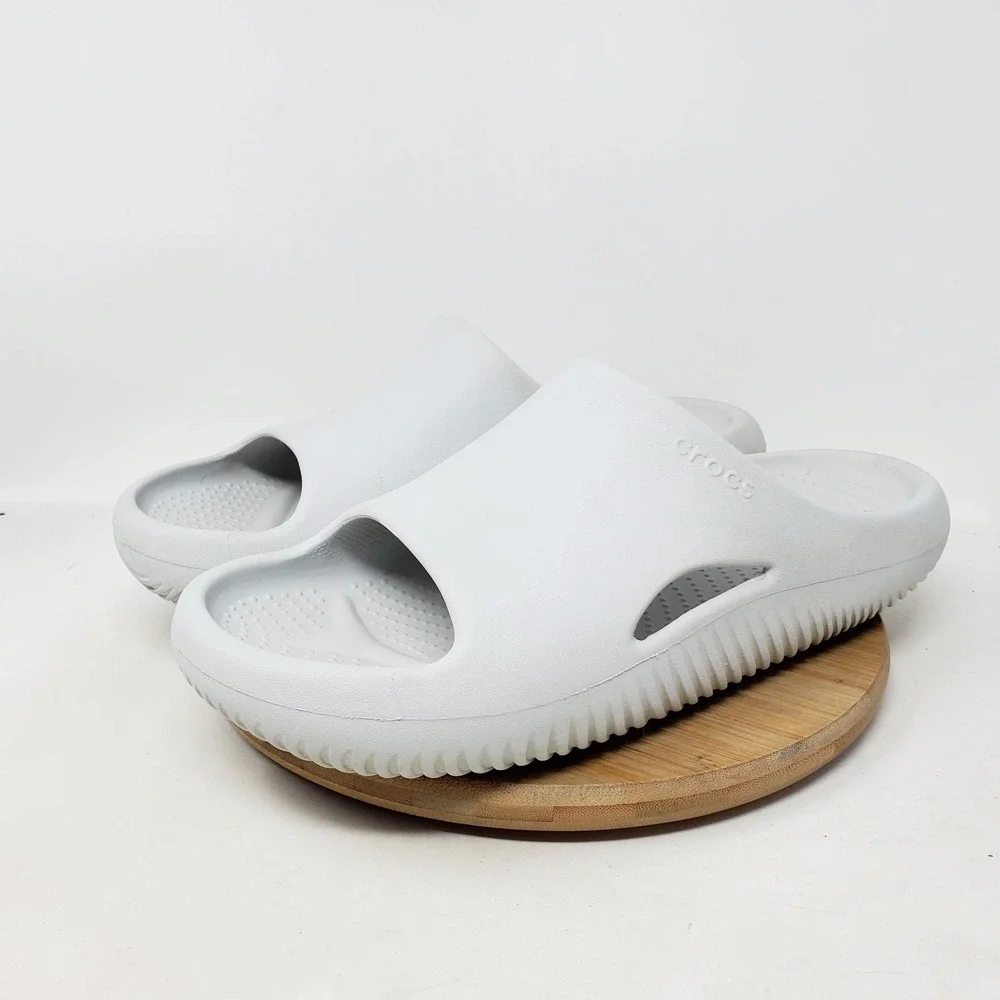 CROCS mellow recovery